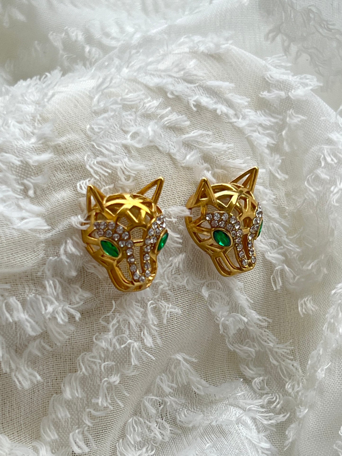 BOUCLES D’OREILLES