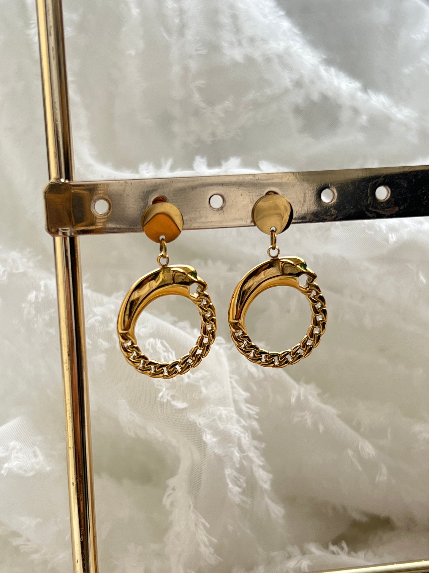 BOUCLES D’OREILLES