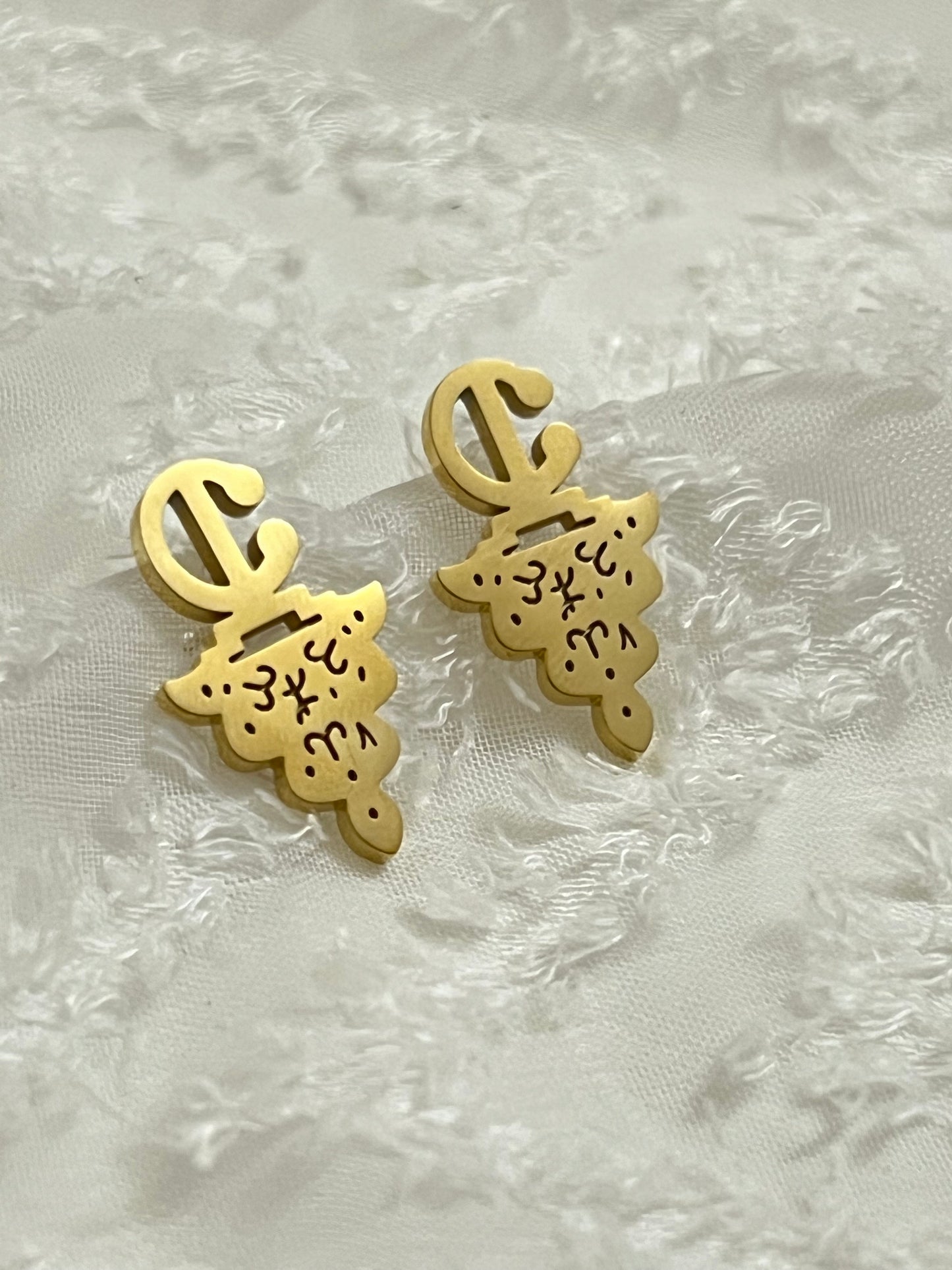 BOUCLES D’OREILLES