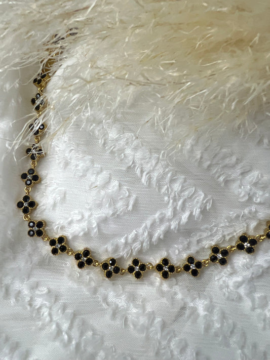 Collier trèfle noir