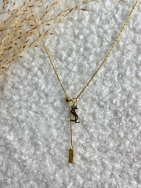 Collier S